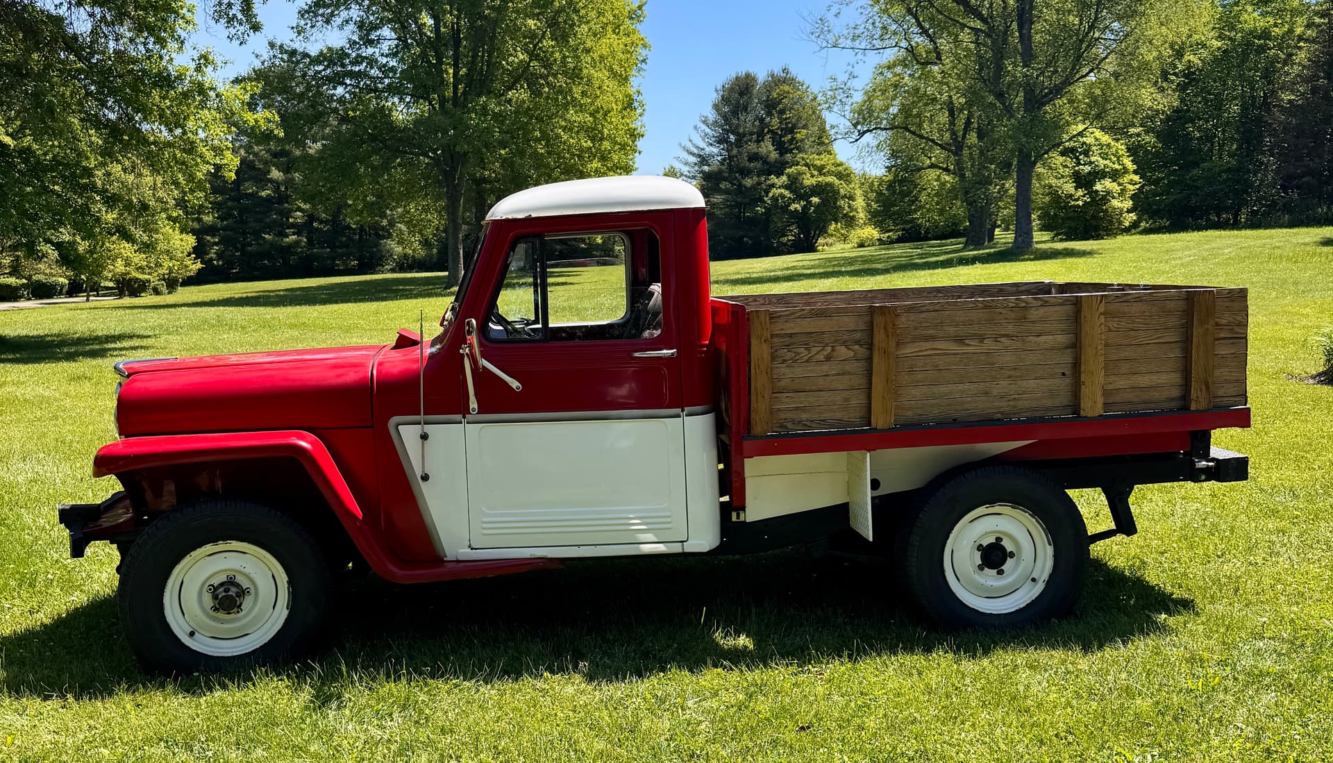1961 Willys Dump Truck (Rare)