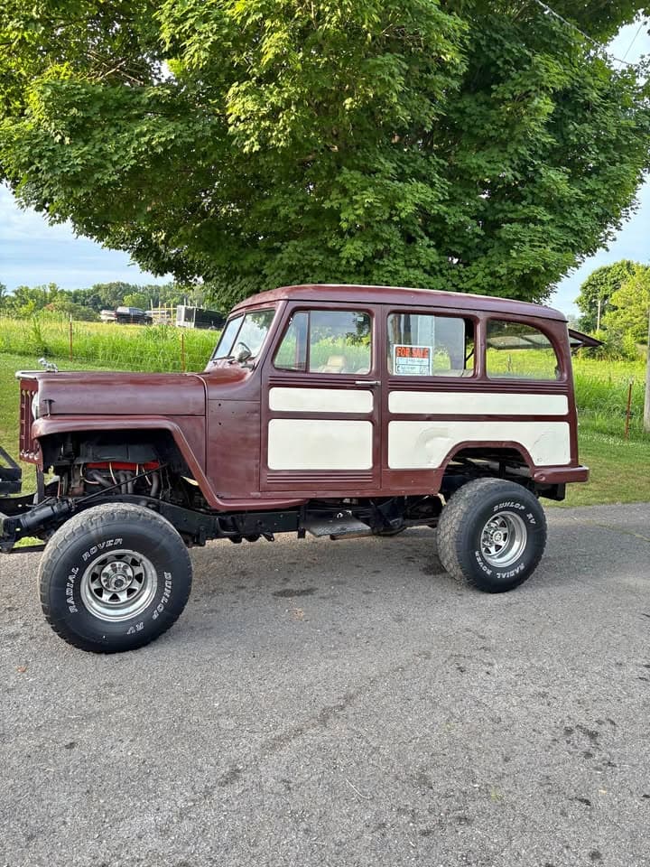 1953 Jeep Wagoneer